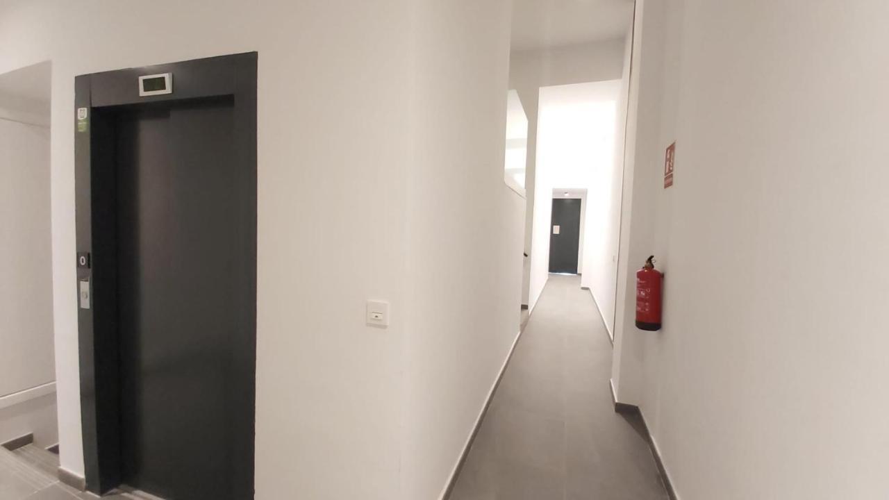 Del Parque Flats Urban Adults Luxury Apartment มาลากา ภายนอก รูปภาพ