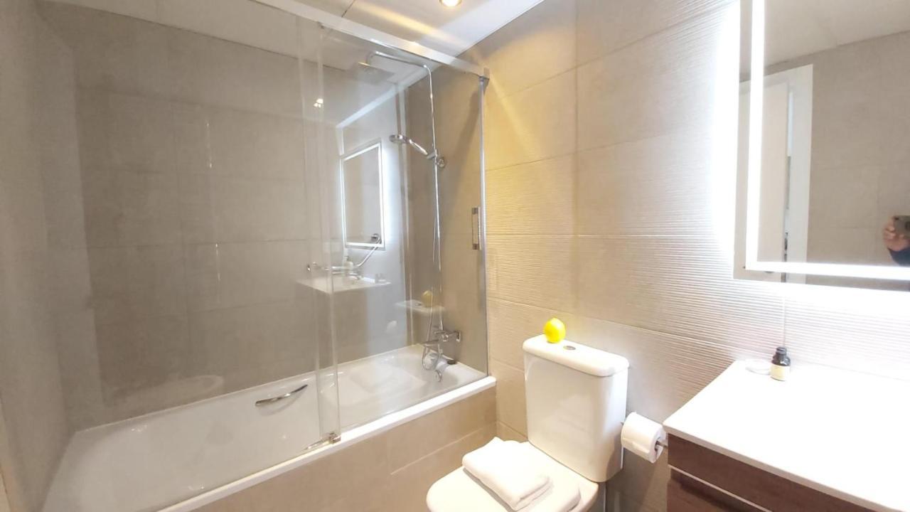 Del Parque Flats Urban Adults Luxury Apartment มาลากา ภายนอก รูปภาพ